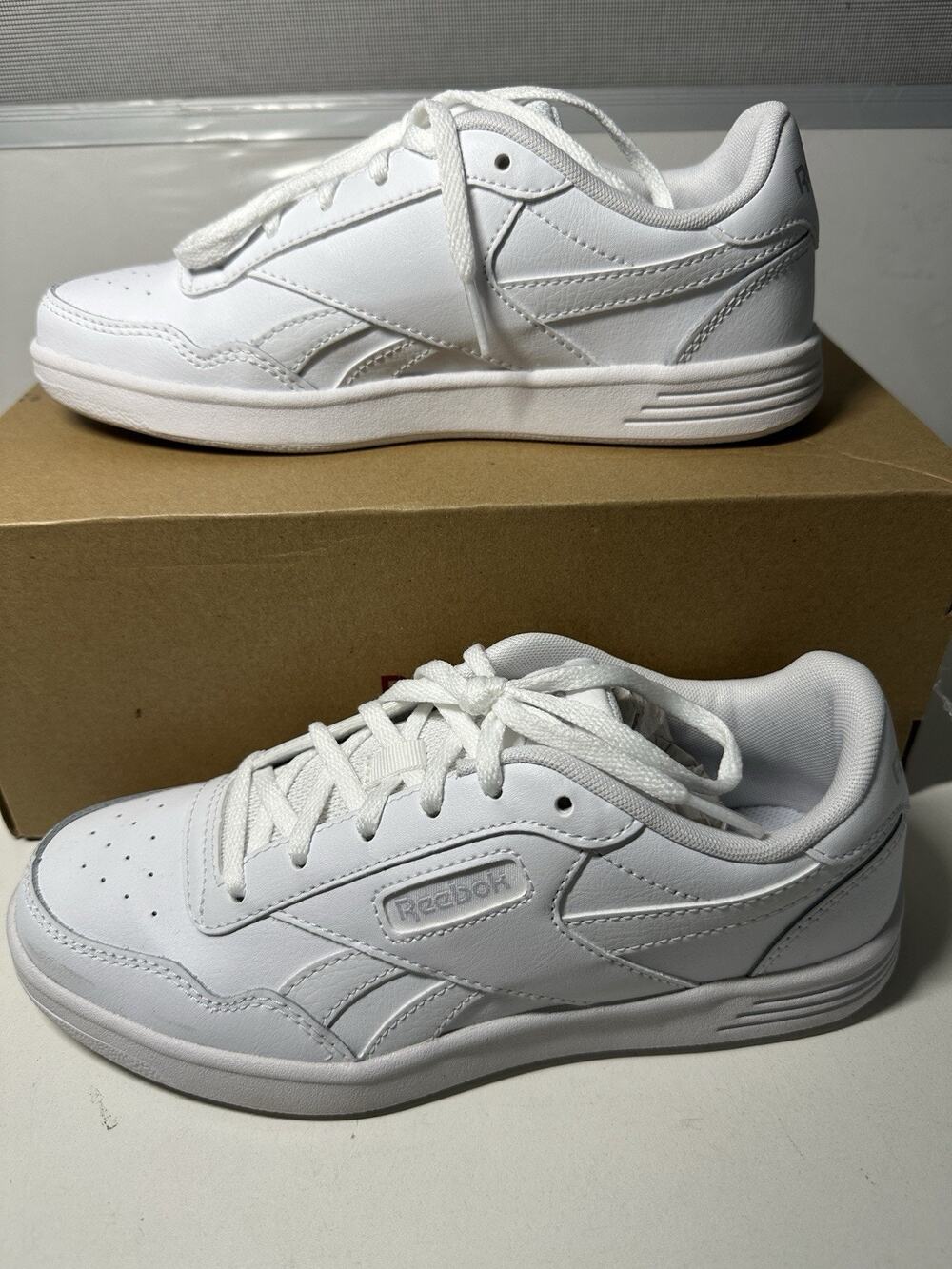 Reebok Women's Court Advance Sneakers - Casual Fashion Sz 6.5